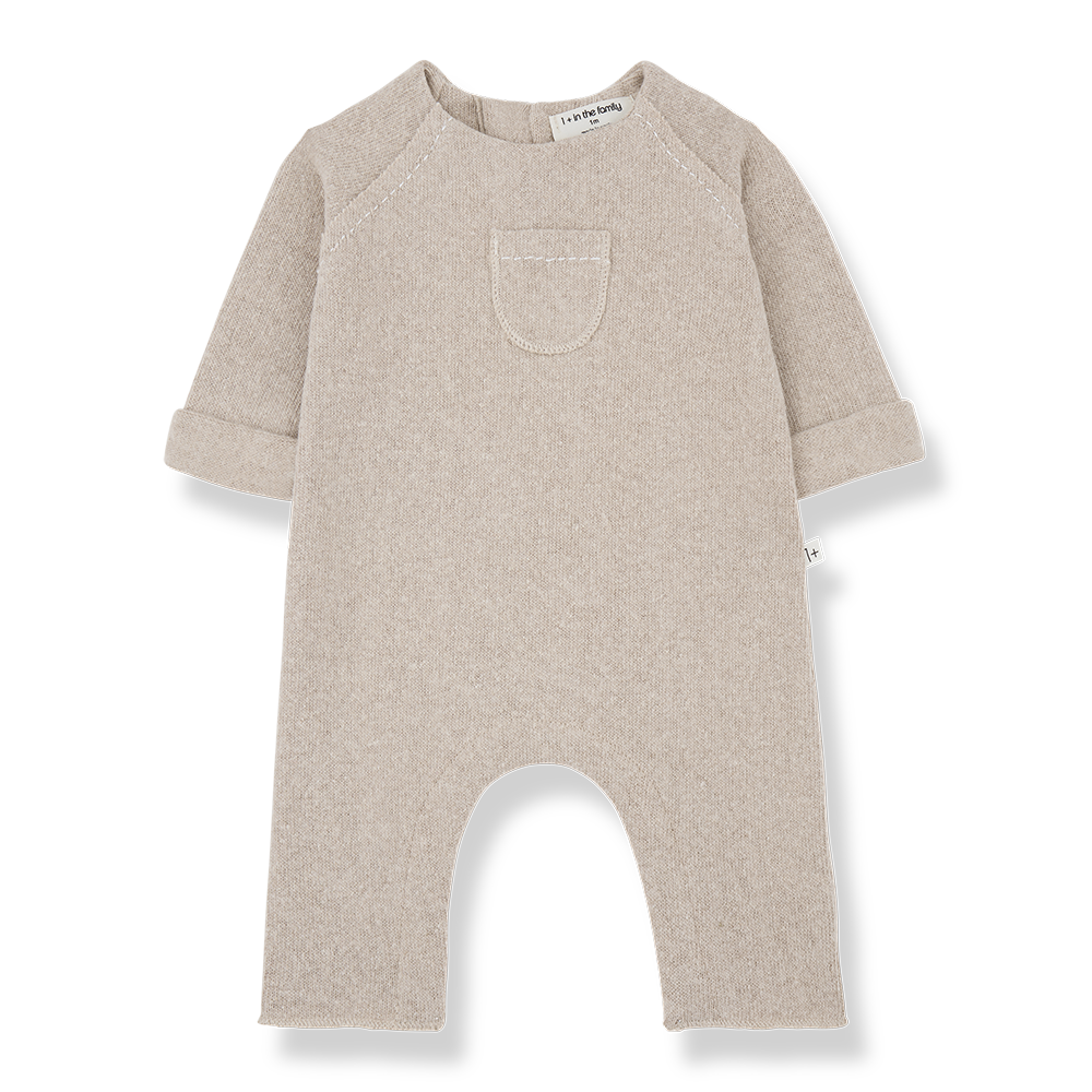Jumpsuit für Babys aus Baumwoll-Fleece in beige mit langem Arm und Bein und Druckknöpfen an den Beinen