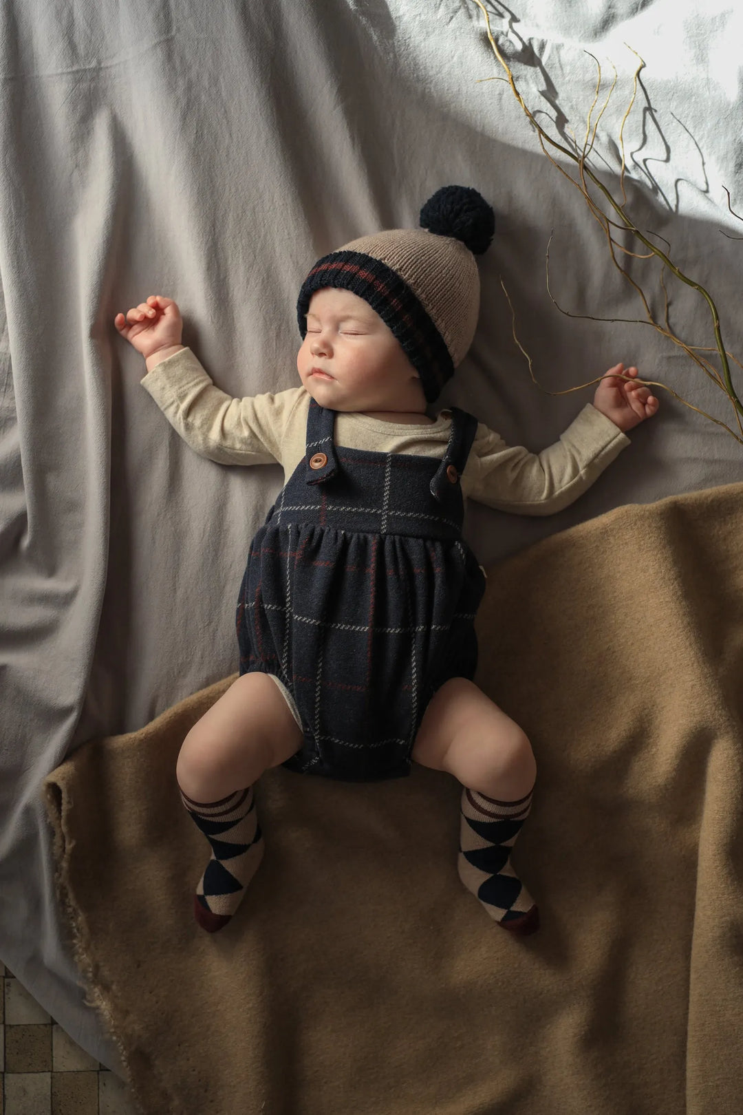 1+ IN THE FAMILY | Strampler Boris