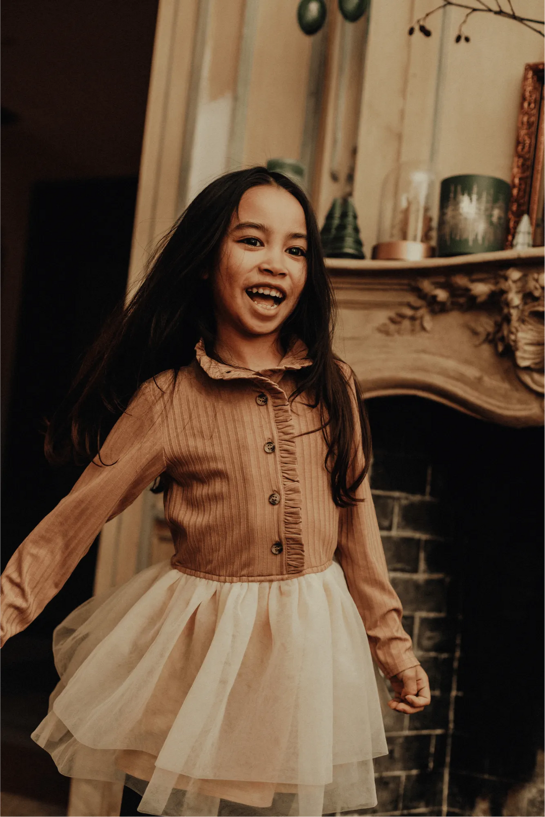 Kleid Tüllrock Oberteil Knopfleiste Stehkragen pfirsichfarben