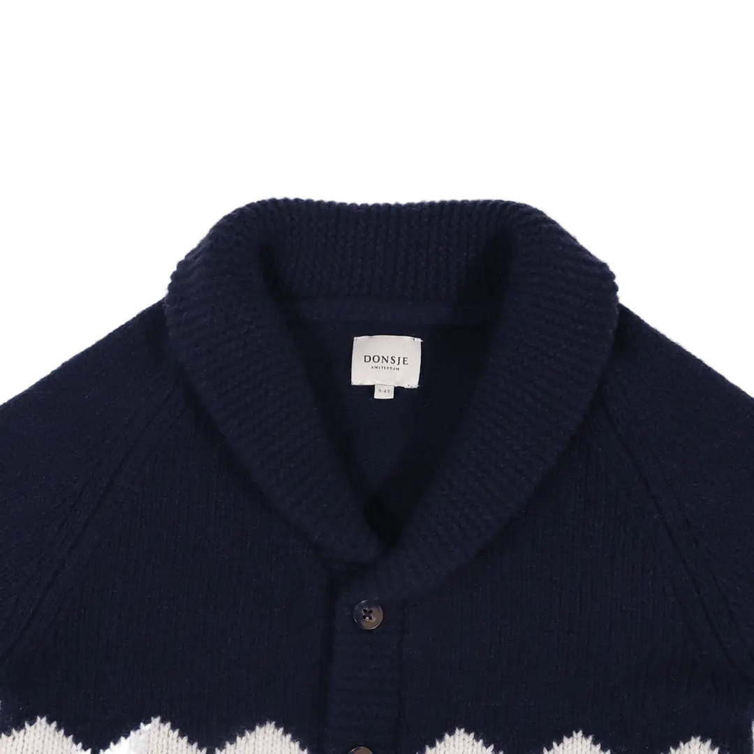 Donsje Kwinten Merino Wool Cardigan Polar Bears navy blue Detailansicht umgeschlagener, gerippter Kragen und Beginn Knopfleiste. 