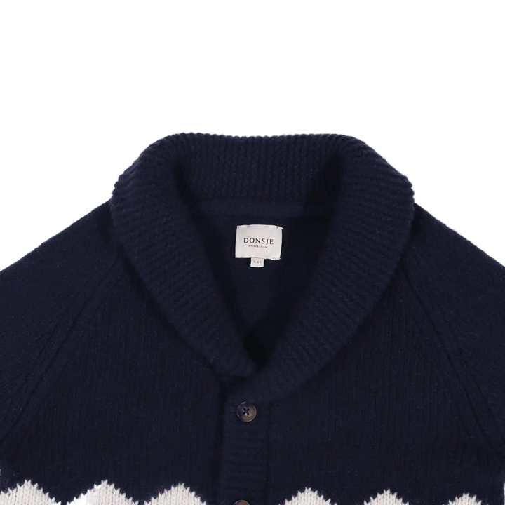 Donsje Kwinten Merino Wool Cardigan Polar Bears navy blue Detailansicht umgeschlagener, gerippter Kragen und Beginn Knopfleiste. 
