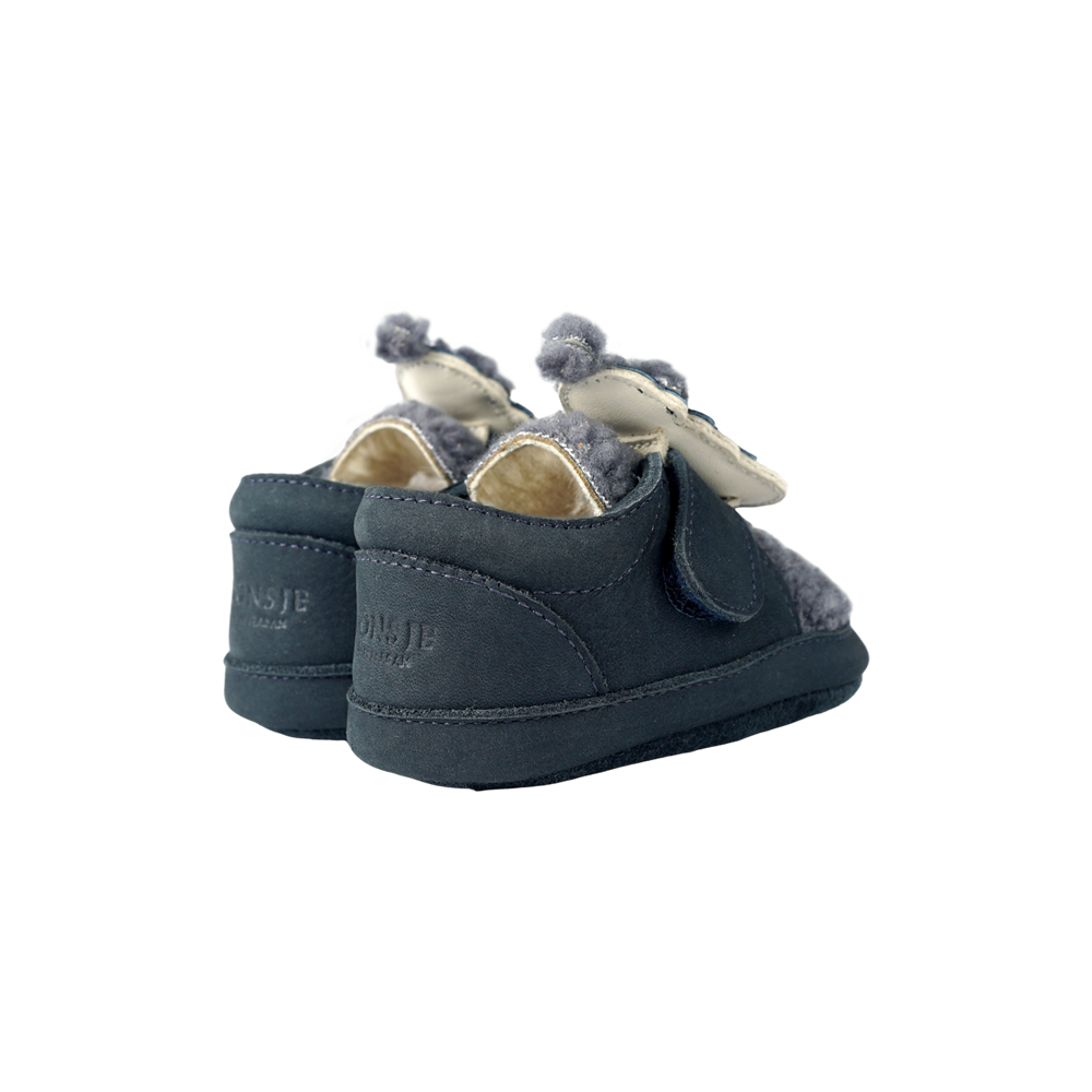 Donsje Matijn Sneakers Snowman navy nubuck Produktbild, Ansicht von der Rückseite. 