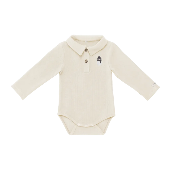Body für Babys mit Kragen und Knopfleiste und Schneemann-Stickerei über der linken Brust aus Bio-Baumwolle in cremefarben