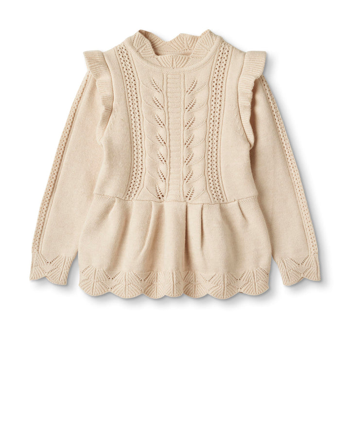 Strickpullover für Mädchen im Peplum-Stil aus Ecovero Viskose in cremefarben mit Rüschen an den Schultern und Strickmuster am Saum und am Rundhalsausschnitt