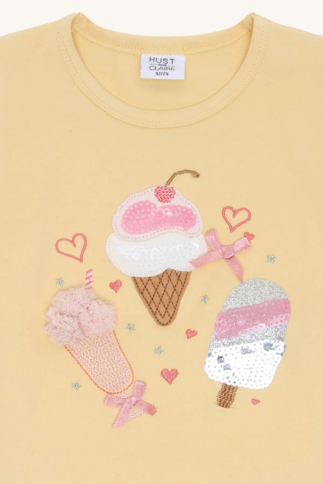 Hust Claire HCAlma Ice Cream nectar Detailansicht aufgenähtes Eis auf der Vorderseite