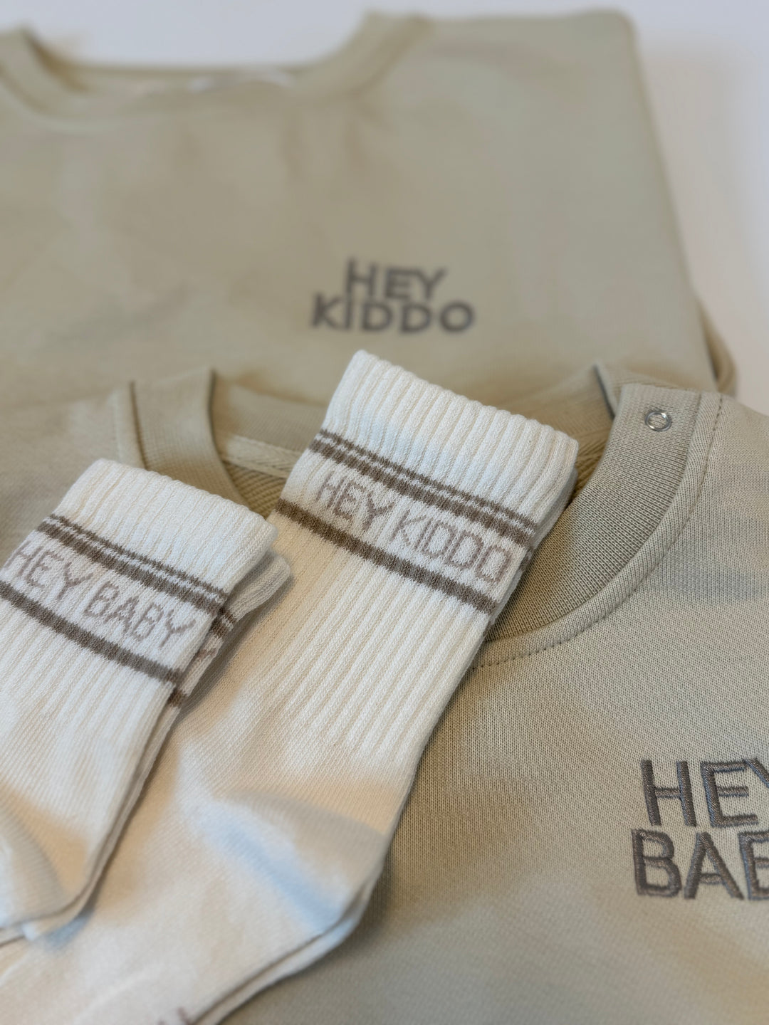 FAMVIBES | Hey Baby Socken