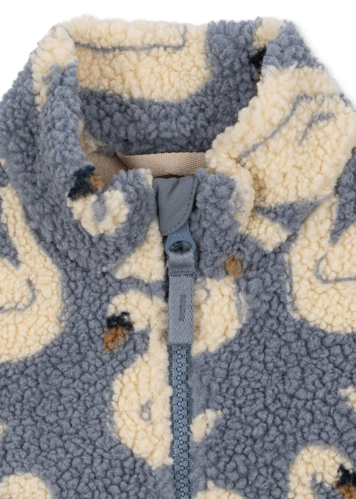 Konges Sloejd Jody Teddy Jacket GRS swan Detailansicht Stehkragen und Reißverschluss. 