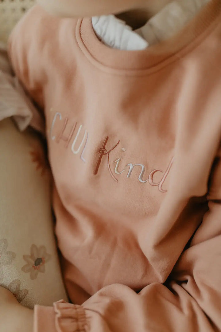 Sweatshirt &