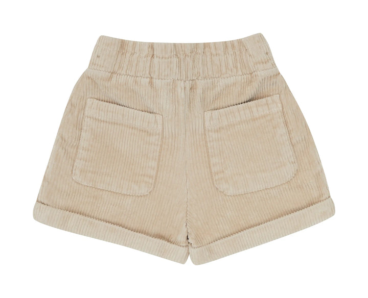 Leevje Corduroy Shorts dusty rose Produktbild, Ansicht der Rückseite mit zwei Gesäßtaschen. 