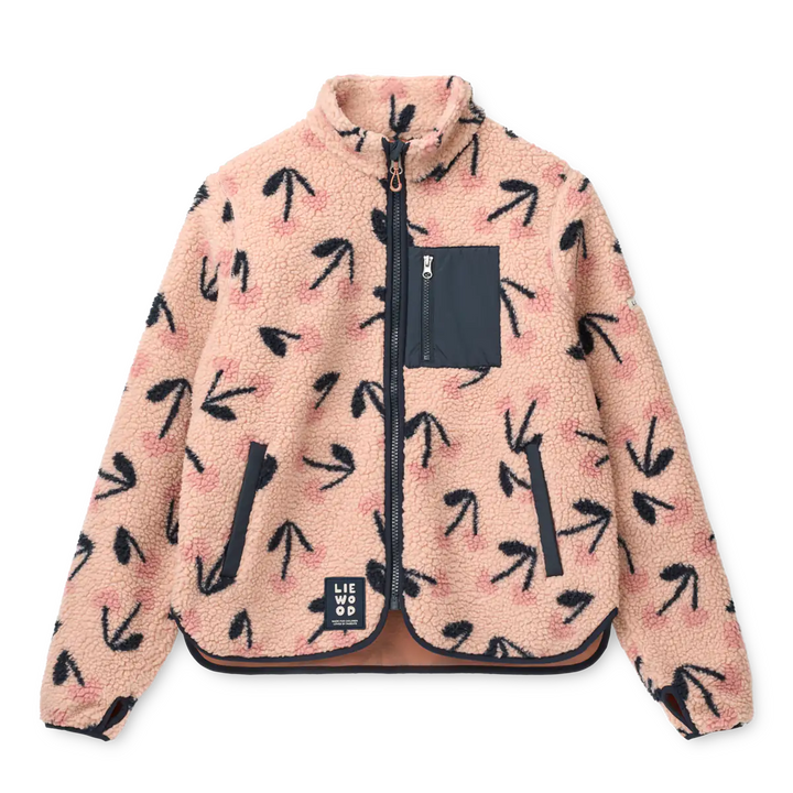 rosafarbene Fleecejacke für Damen mit dunkelrosafarbenen Herz-Kirschen mit dunkelblauen Stilen, einem dunkelblauem Reißverschluss und dunkelblauer Brusttasche sowie dunkelblauen Nähten. Produktbild, Ansicht der Vorderseite 