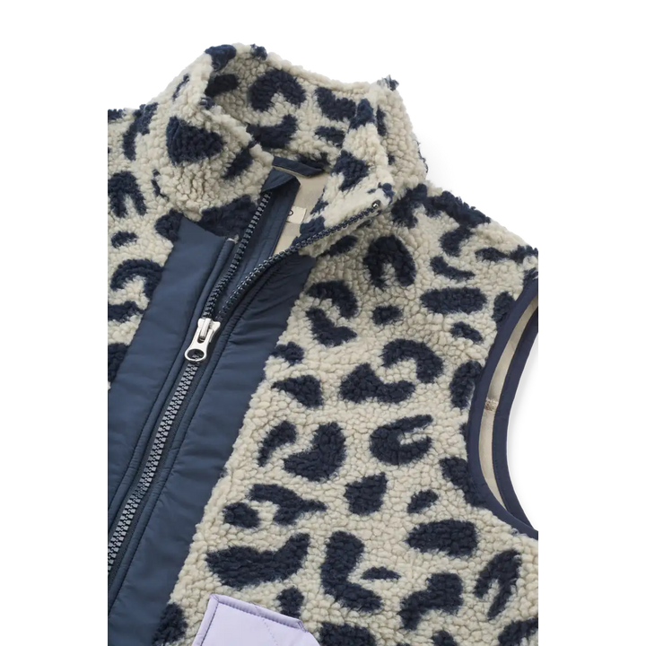 Liewood Nilu Adult Pile Vest mega leo / mist mix Detailansicht Stehkragen und Reißverschluss 