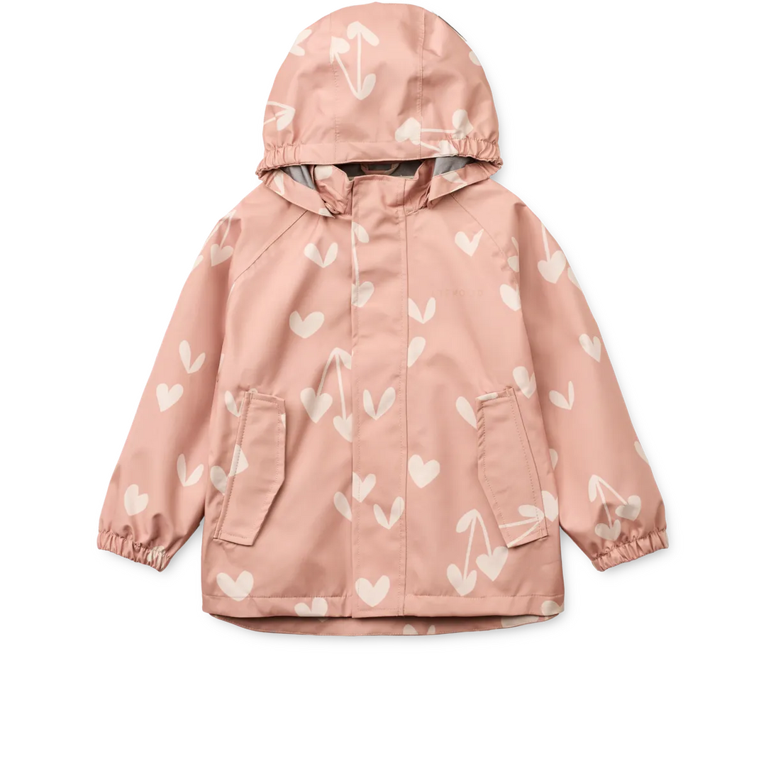 Liewood Pedia Rainwear Set sweethearts pale tuscany Ansicht Jacke von vorne mit Pattentaschen, verdecktem Reißverschluss und abnehmbarer Kapuze