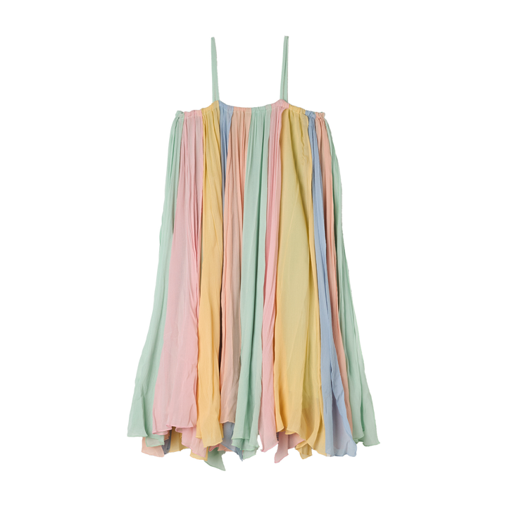 buntes Chiffon-Trägerkleid für Mädchen aus 100% Viskose mit Spaghetti Trägern. Pastell-Grünes Unterkleid mit am oberen Saum angenähten breiten Streifen aus Chiffon in bunten Pastell-Farben, Produktbild, Ansicht von vorne