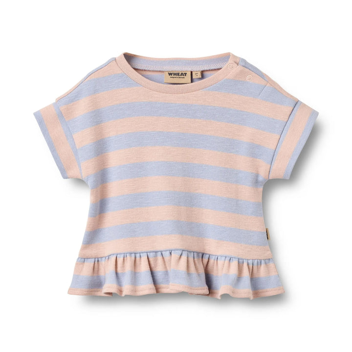 Wheat T-Shirt Marie powder stripe  bis Größe 92 mit Druckknöpfen auf der linken Schulter, Ansicht von vorne